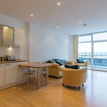 2 Bedroom Luxury Apartment In Glasgow West End Exteriör bild